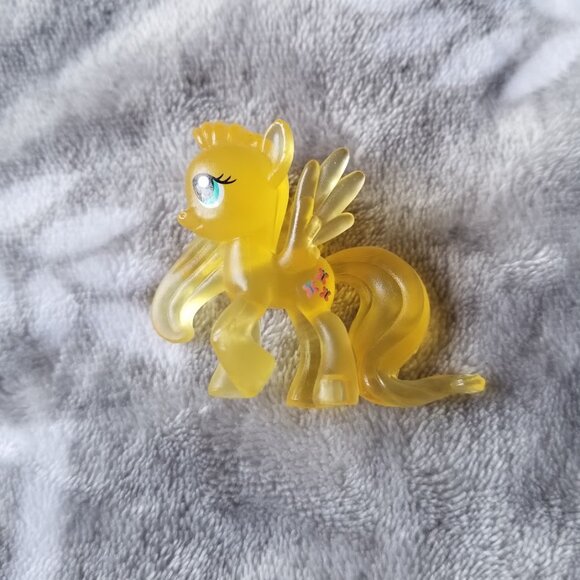 My Little Pony Figure Fluttershy Yellow Translucent MLP G4 Mini Figurine - Picture 1 of 2